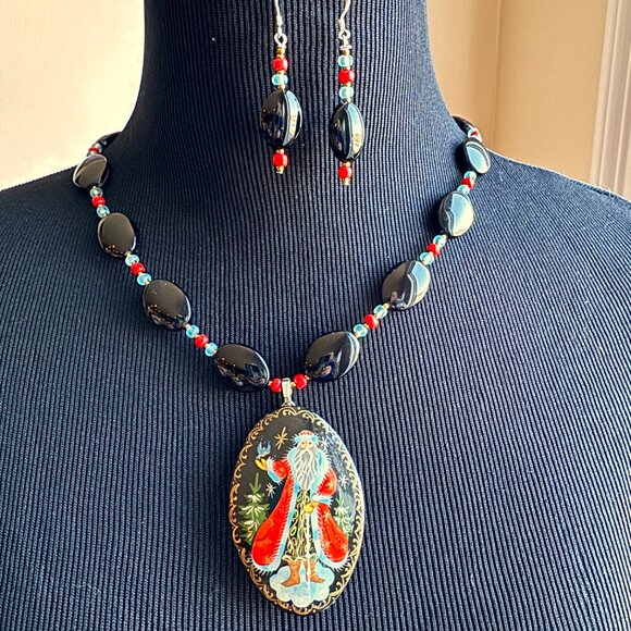 Hand-painted Santa on Russian black Lacquer used as necklace. Festive and Fun - Picture 1 of 10